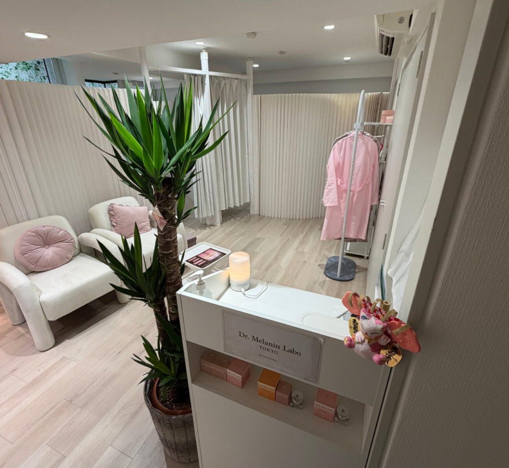 めららぼのサロン内