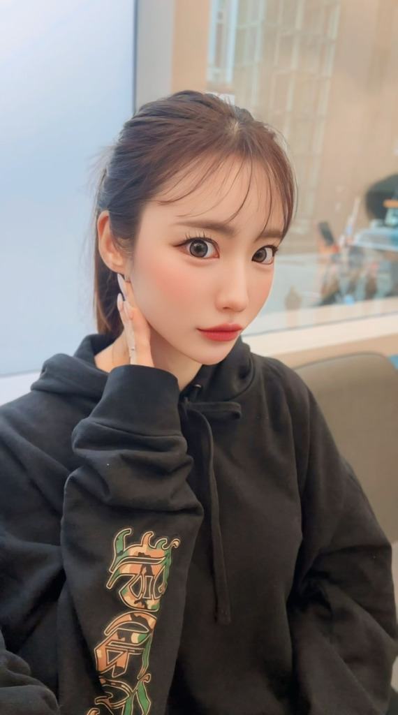 韓国プムグローバルクリニック江南店に行く橘ななさん