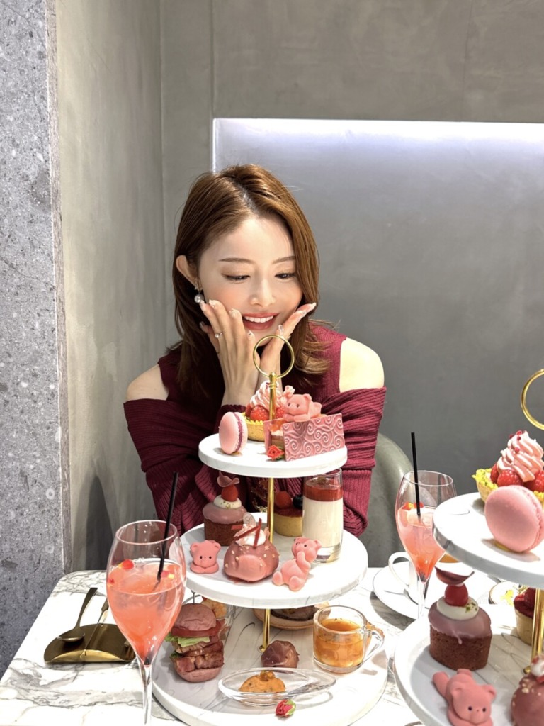 美容家・松田唯花が体現する、人生を変える美容とは｜キャバ嬢×美容メディア【Luxe Glow】美容医療・スキンケア・愛用コスメ紹介