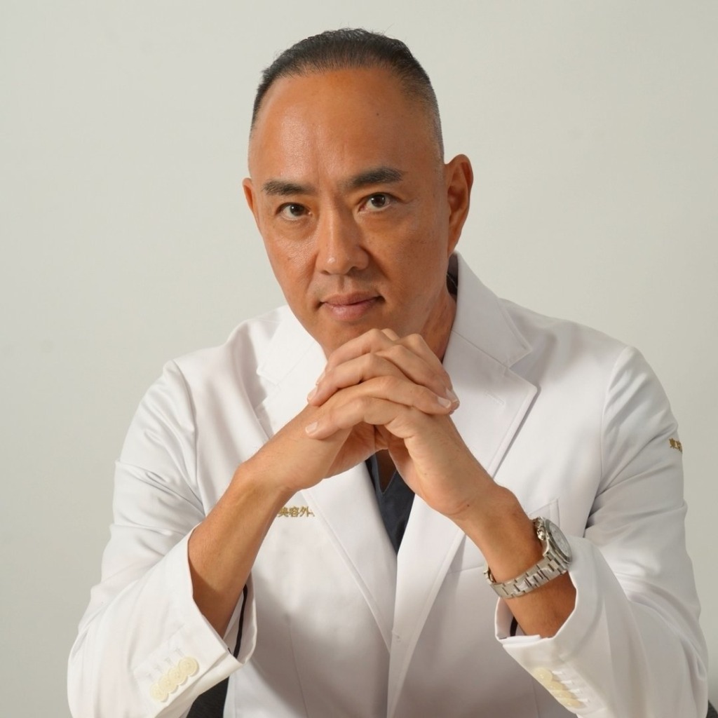 TKC麻生泰先生の豊胸術