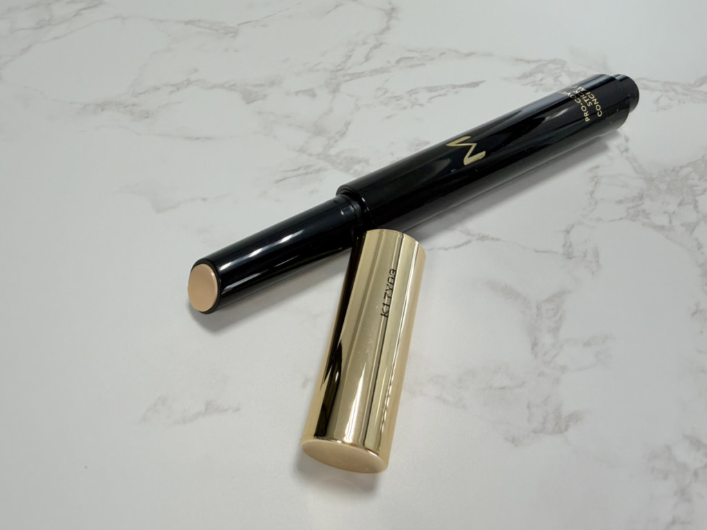 ミシャ M プロカバー スティックコンシーラーを開けた画像