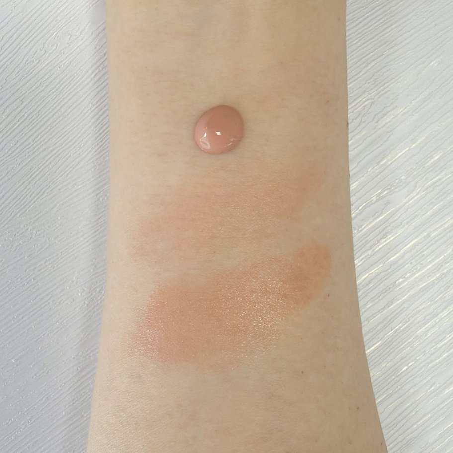 nuse リキッドケアチーク 04ポピーブリーズ スウォッチ 室内動画