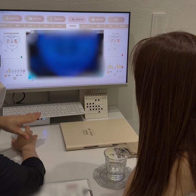 フロムミー銀座本店で診断を受けるあいりさん